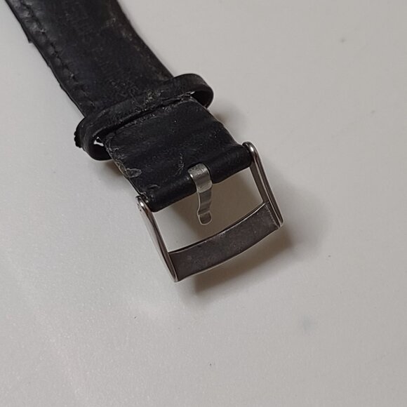 Guess Waterpro Watch With Black Leather Band - Picture 4 of 16